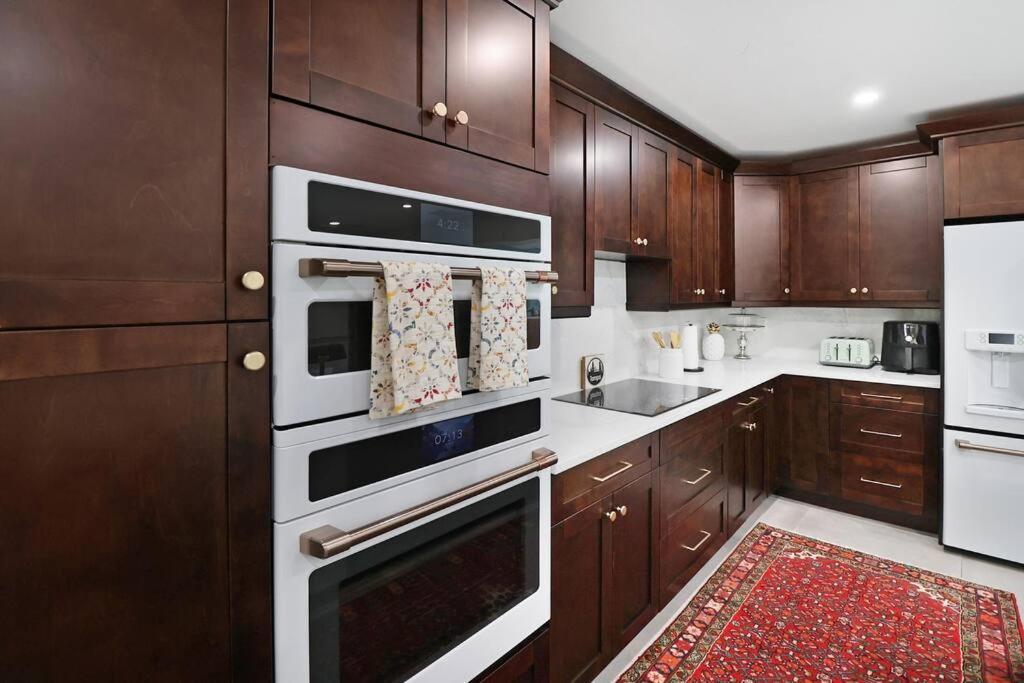 Palm Tree Paradise Tampa Pool Home المظهر الخارجي الصورة